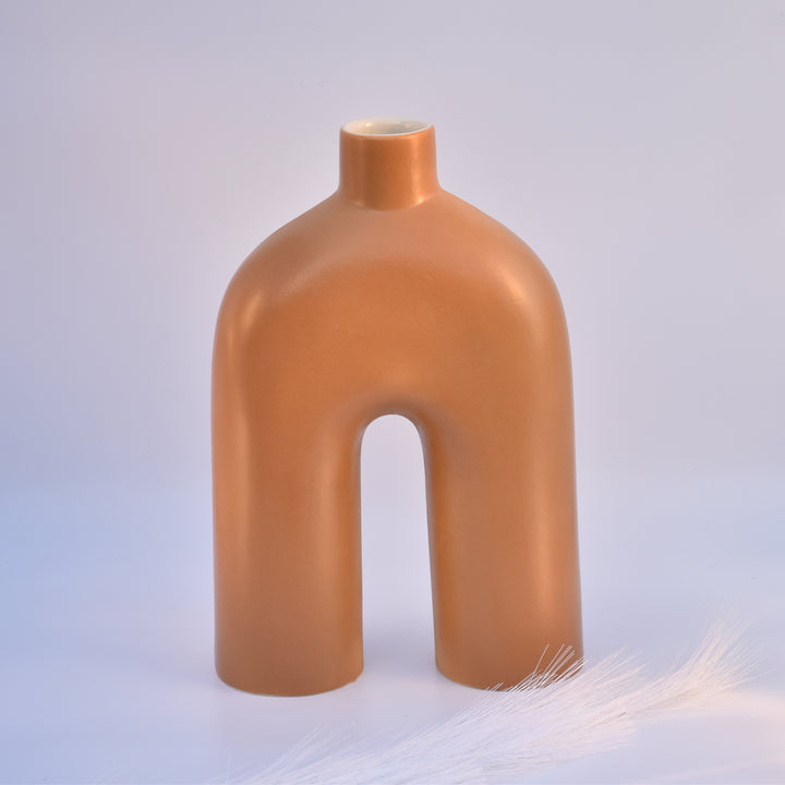 DECORATIVE HOLLOW U SHAPED NORDIC CERAMIC VASE FOR HOME DECOR