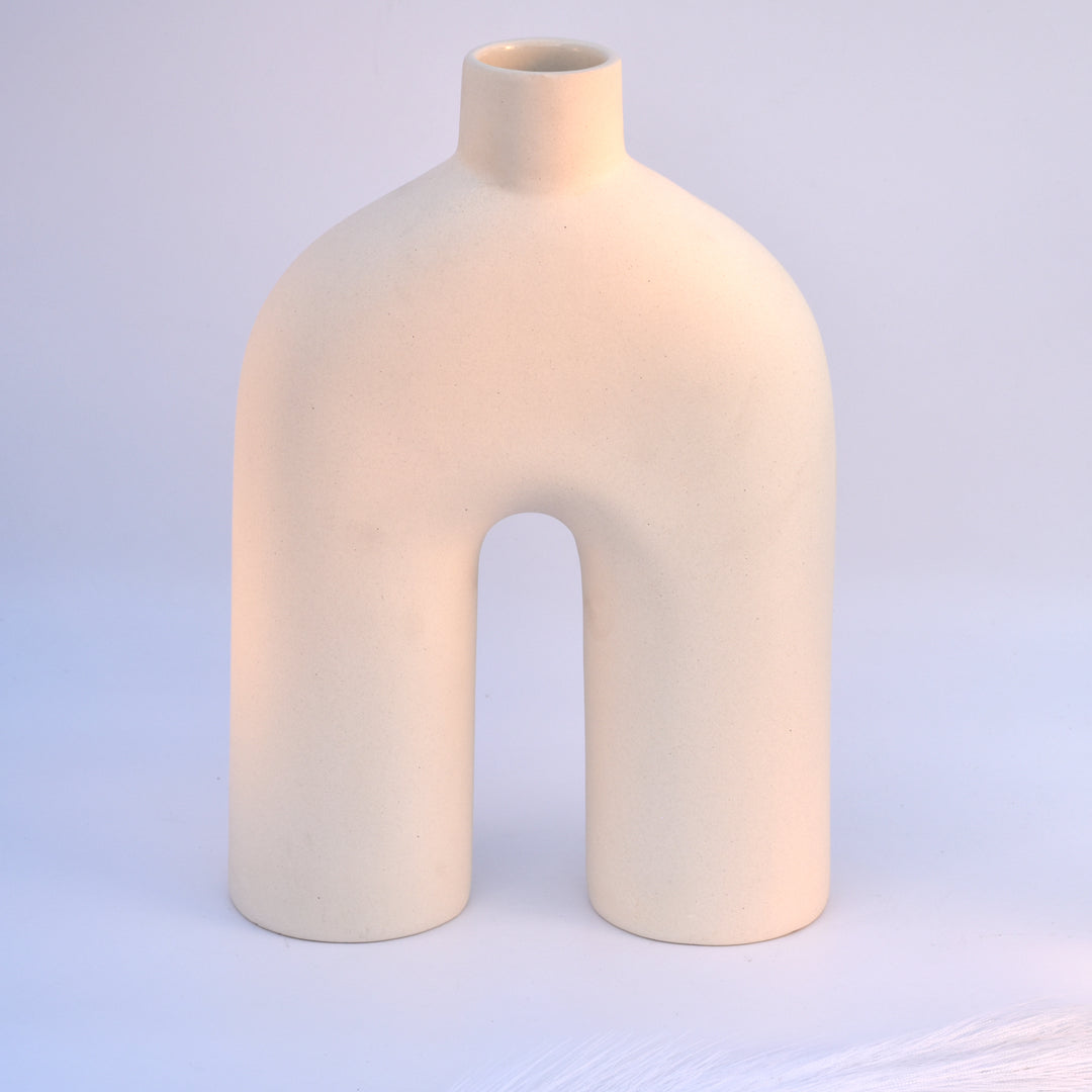 DECORATIVE HOLLOW U SHAPED NORDIC CERAMIC VASE FOR HOME DECOR