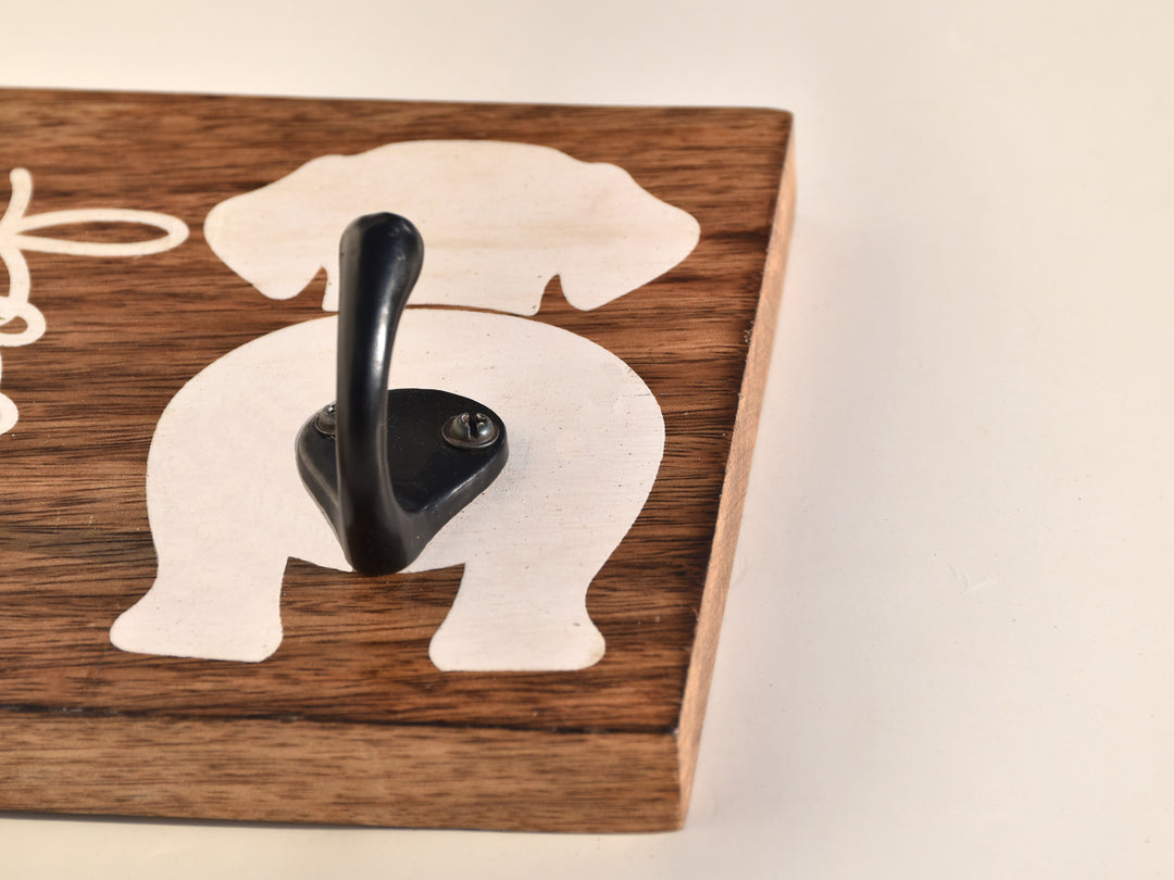 PREMIUM CAST IRON BLACK WALL HOOK WITH WHITE DOG PRINTED ON WOOD BASE