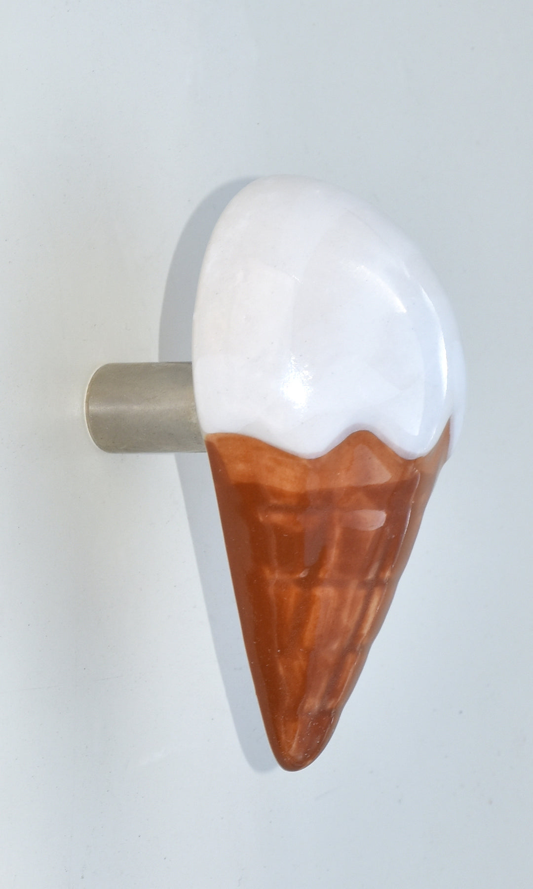 ELEGANT HANDMADE ICE CREAM CONE SHAPE CERAMIC WALL COAT HOOKS FOR HOME DECOR