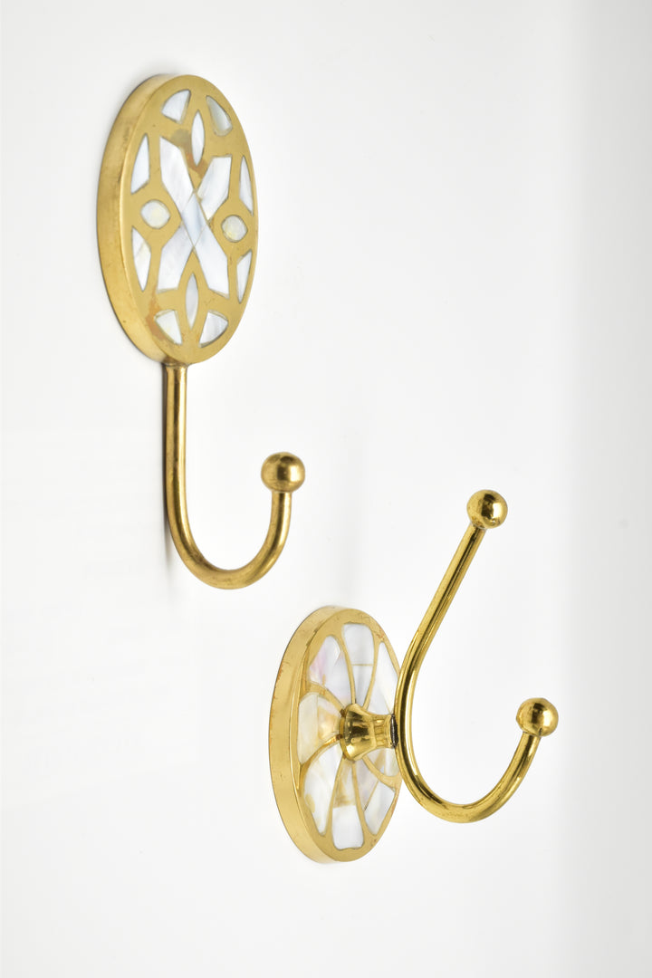 LUXURIOUS CIRCLE SINGLE/DOUBLE END MOTHER OF PEARL TOWEL HOOKS WITH BRASS FITTING FOR HOME