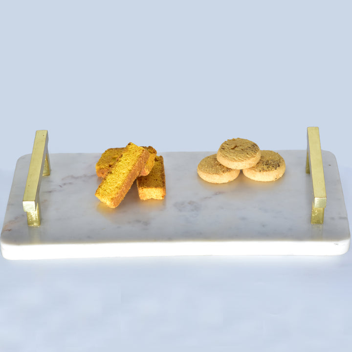 PREMIUM MARBLE CHEESE & BREAD BOARD WITH GOLD HANDLE