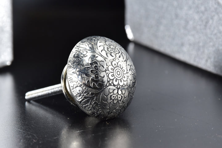 Mughal Brass Round Cabinet Knobs 9