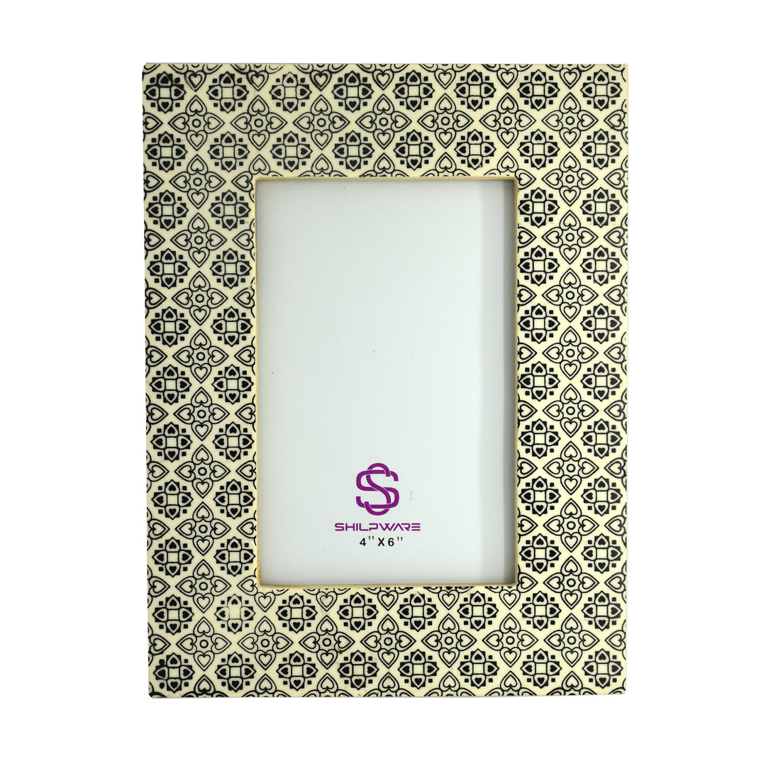 BLACK FLOWER PRINT RESIN STYLISH PHOTO FRAMES