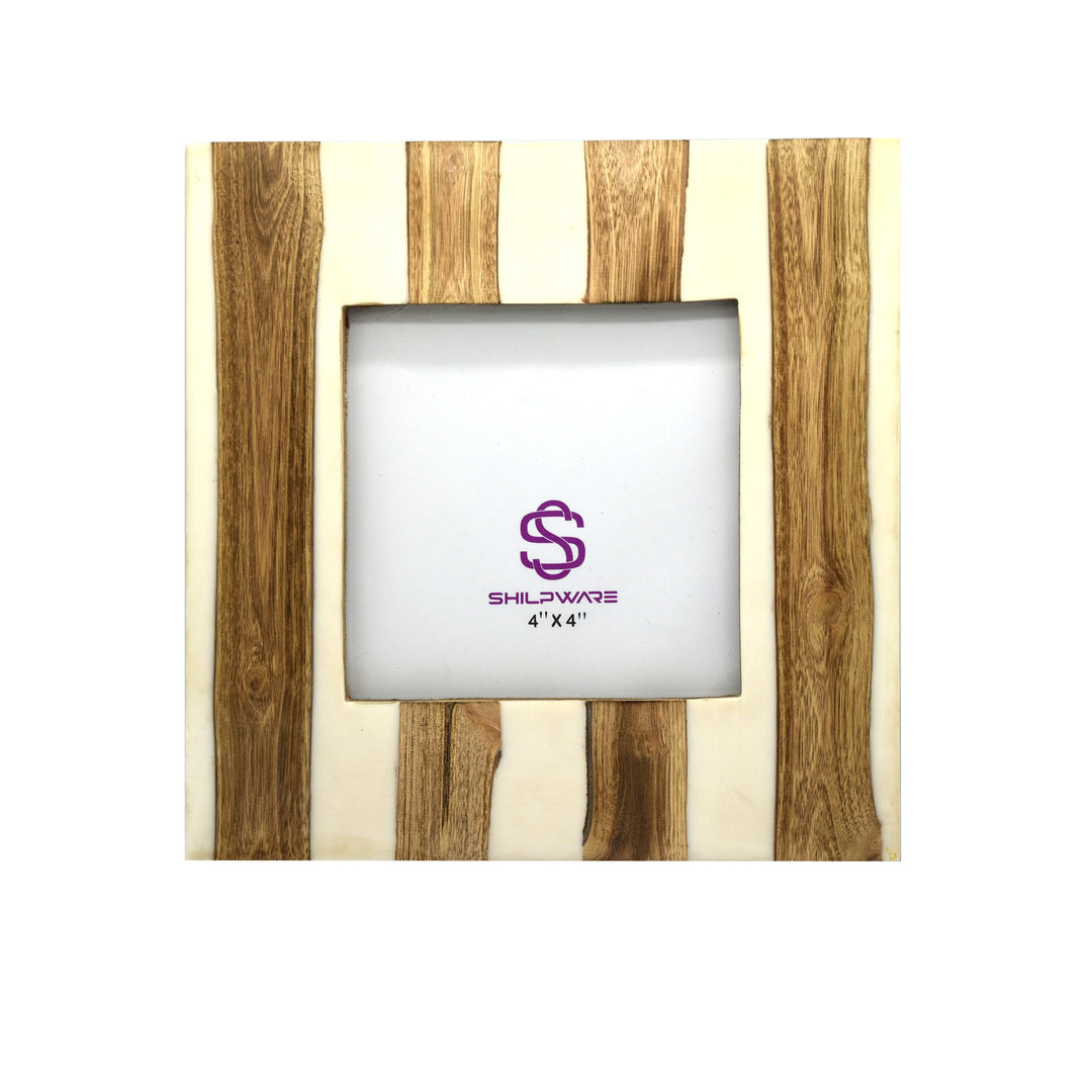 ELEGANT WHITE STRIP PATTERN STYLISH PHOTO FRAMES