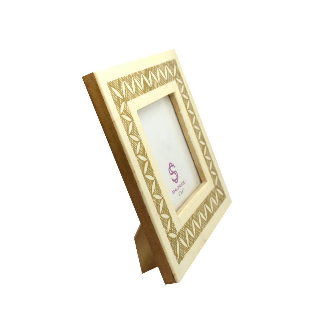 LUXURIOUS GOLD WAVE PRINT RESIN STYLISH PHOTO FRAMES